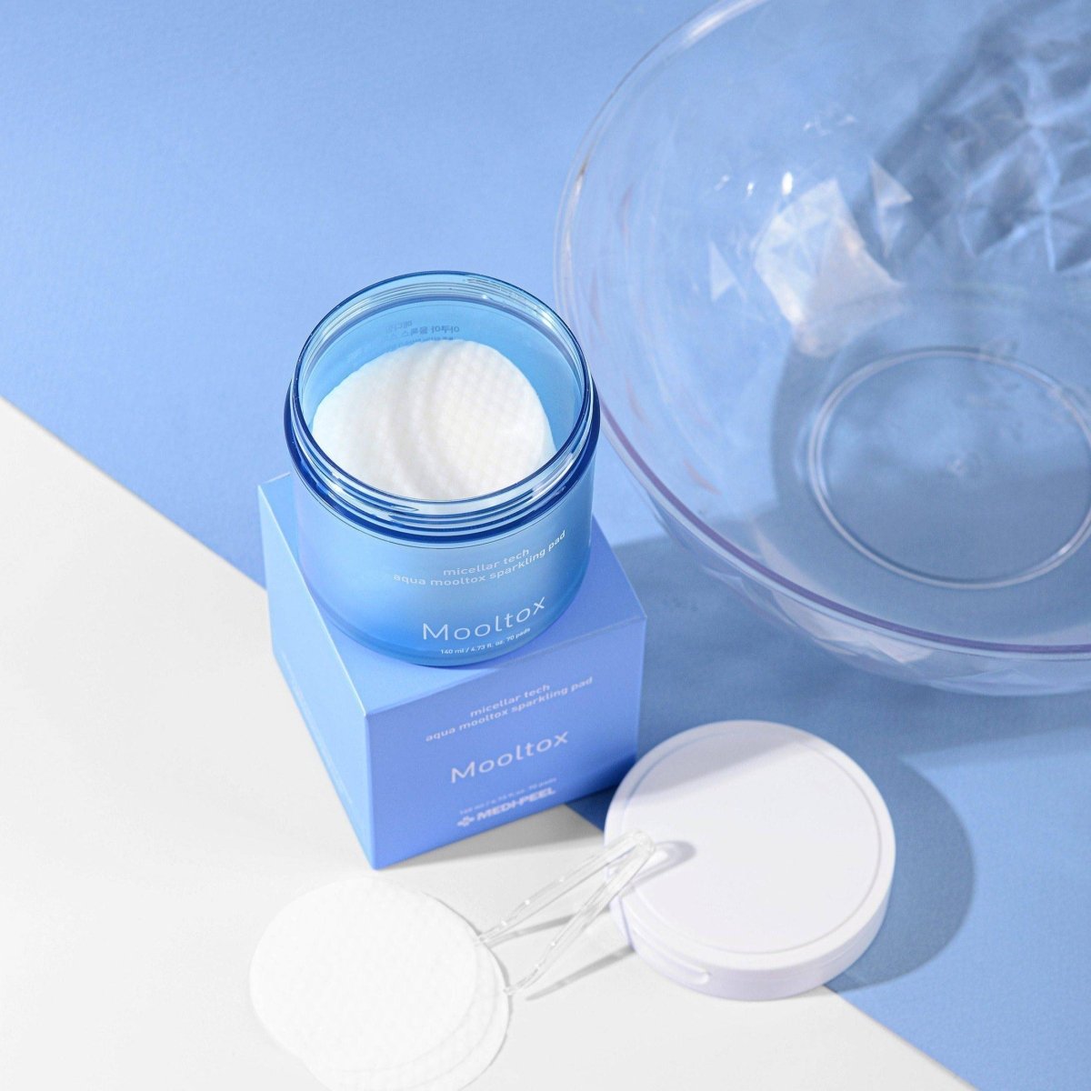 MEDIPEEL+ Aqua Mooltox Sparkling Pad 70 Pads | La Cosmetique