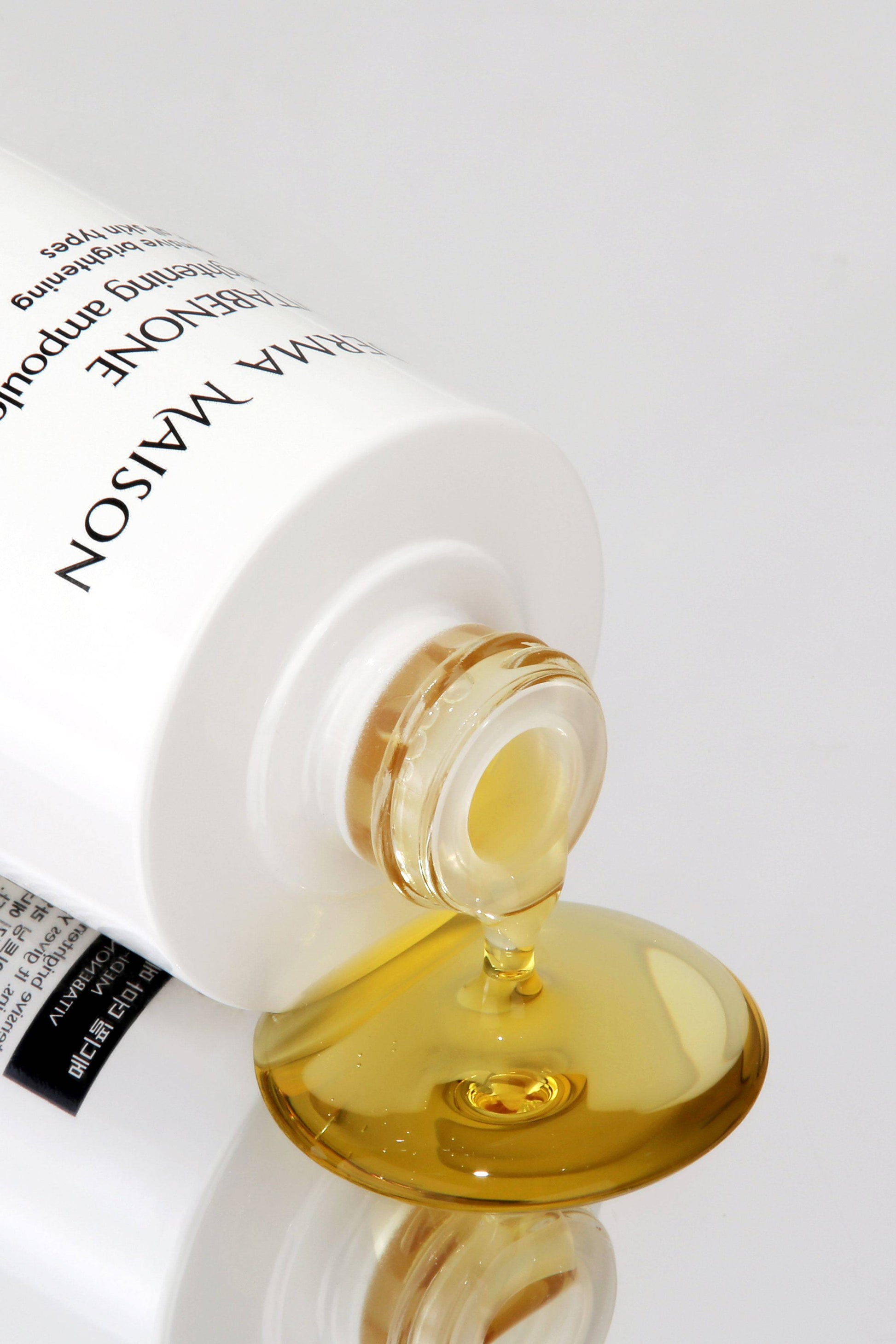 Derma Maison Vitabenone Brightening Ampoule 100ml bottle with dropper for glowing skin and skin brightening.