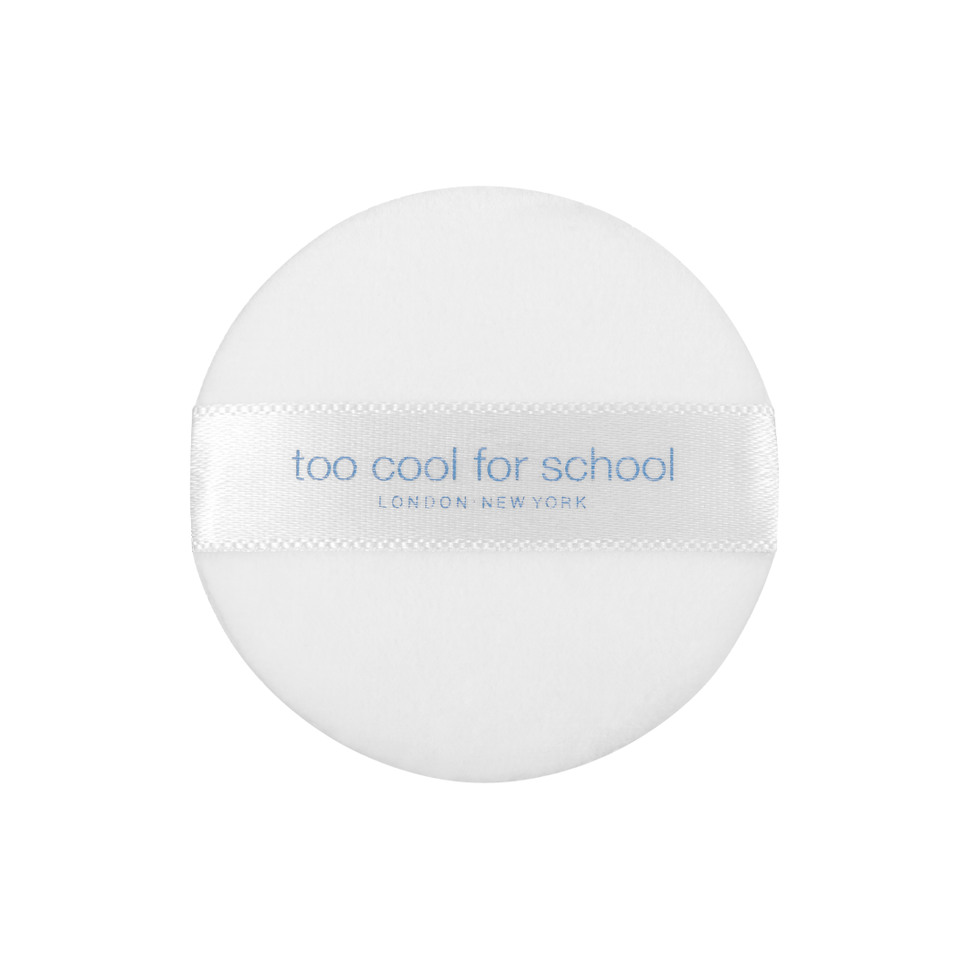 Too Cool For School Artclass by Rodin finish setting powder in cushion form, lightweight translucent makeup setting powder