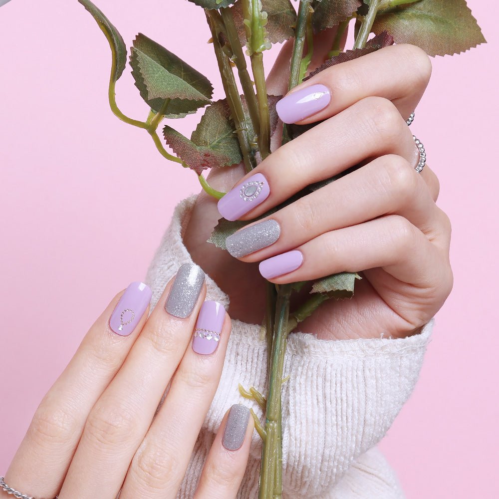 Glossy Blossom Gel Nail Strips - Aurora Illusion | La Cosmetique