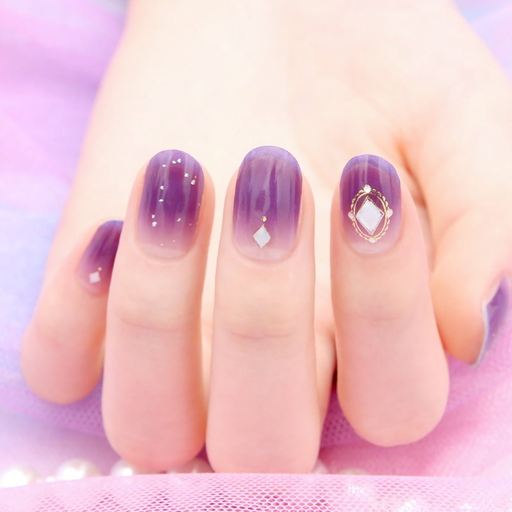 Glossy Blossom Gel Nail Strips - Serenade of Fascination | La Cosmetique