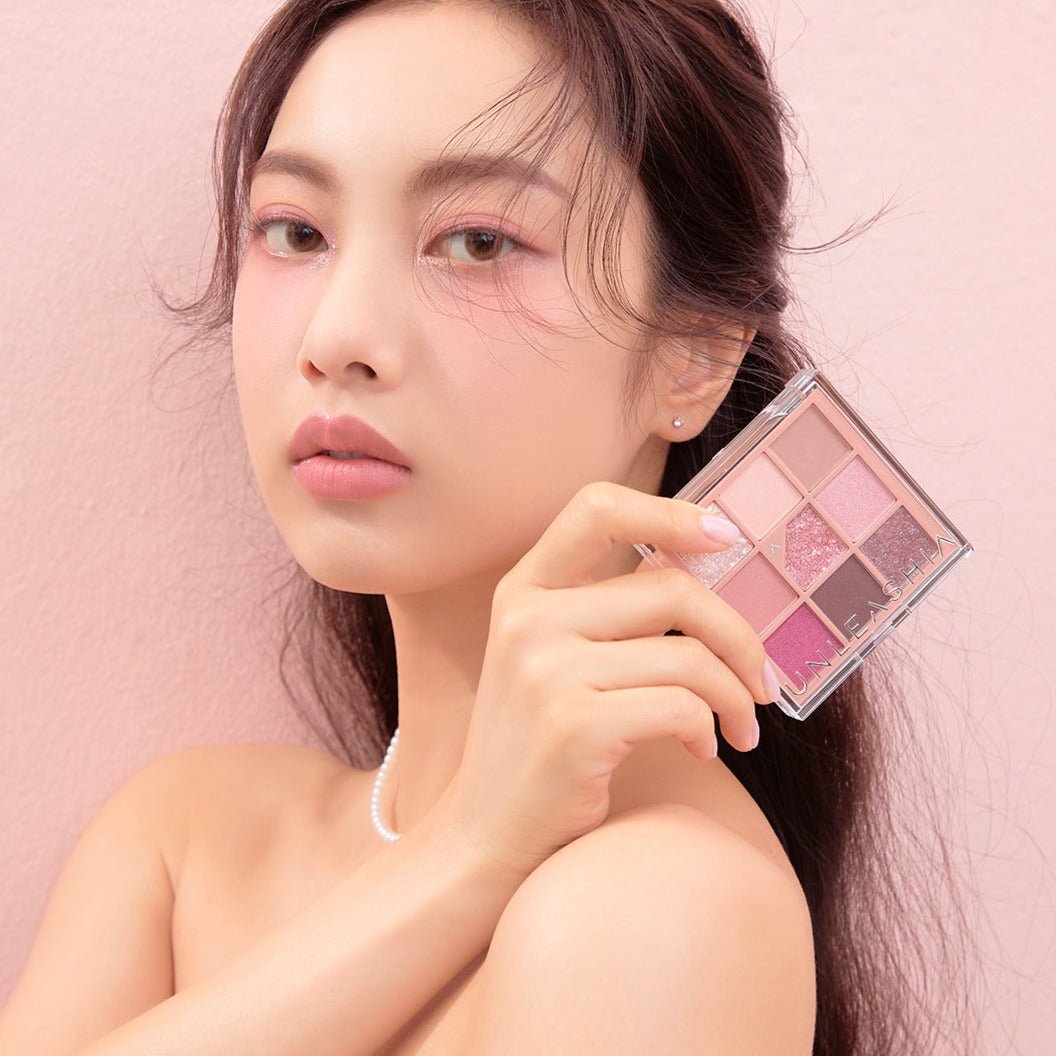 Unleashia Glitterpedia Eye Palette (7 Colours) | La Cosmetique