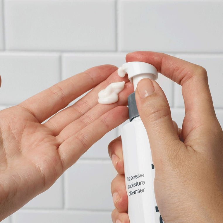 Dermalogica Intensive Moisture Cleanser 150ml/295ml | La Cosmetique