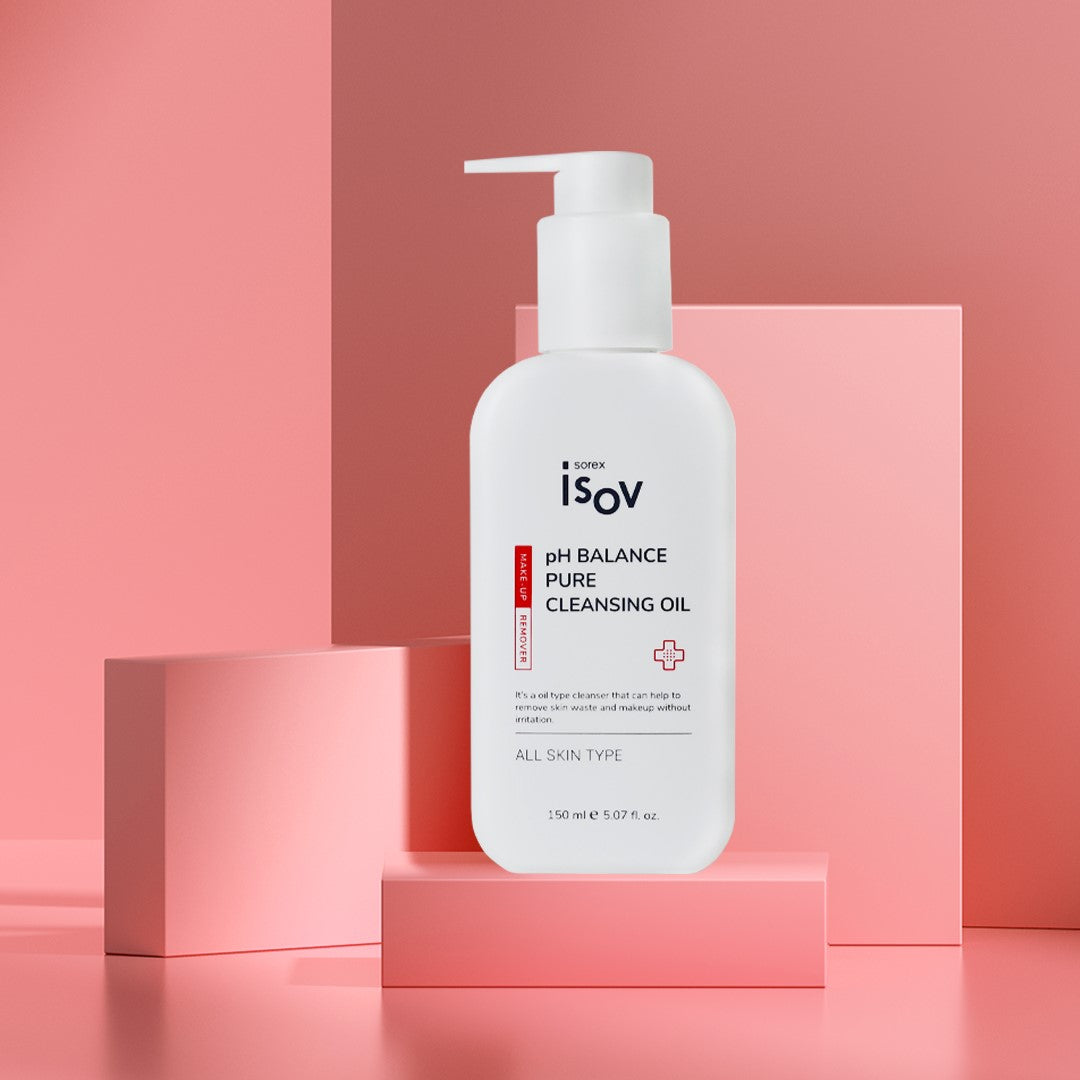 ISOV pH Balance Pure Cleansing Oil in a 150ml bottle, designed for gentle skin cleansing with balanced pH.