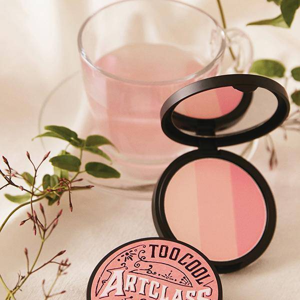 Too Cool For SchoolArtclass By Rodin Blusher De Peche - La Cosmetique